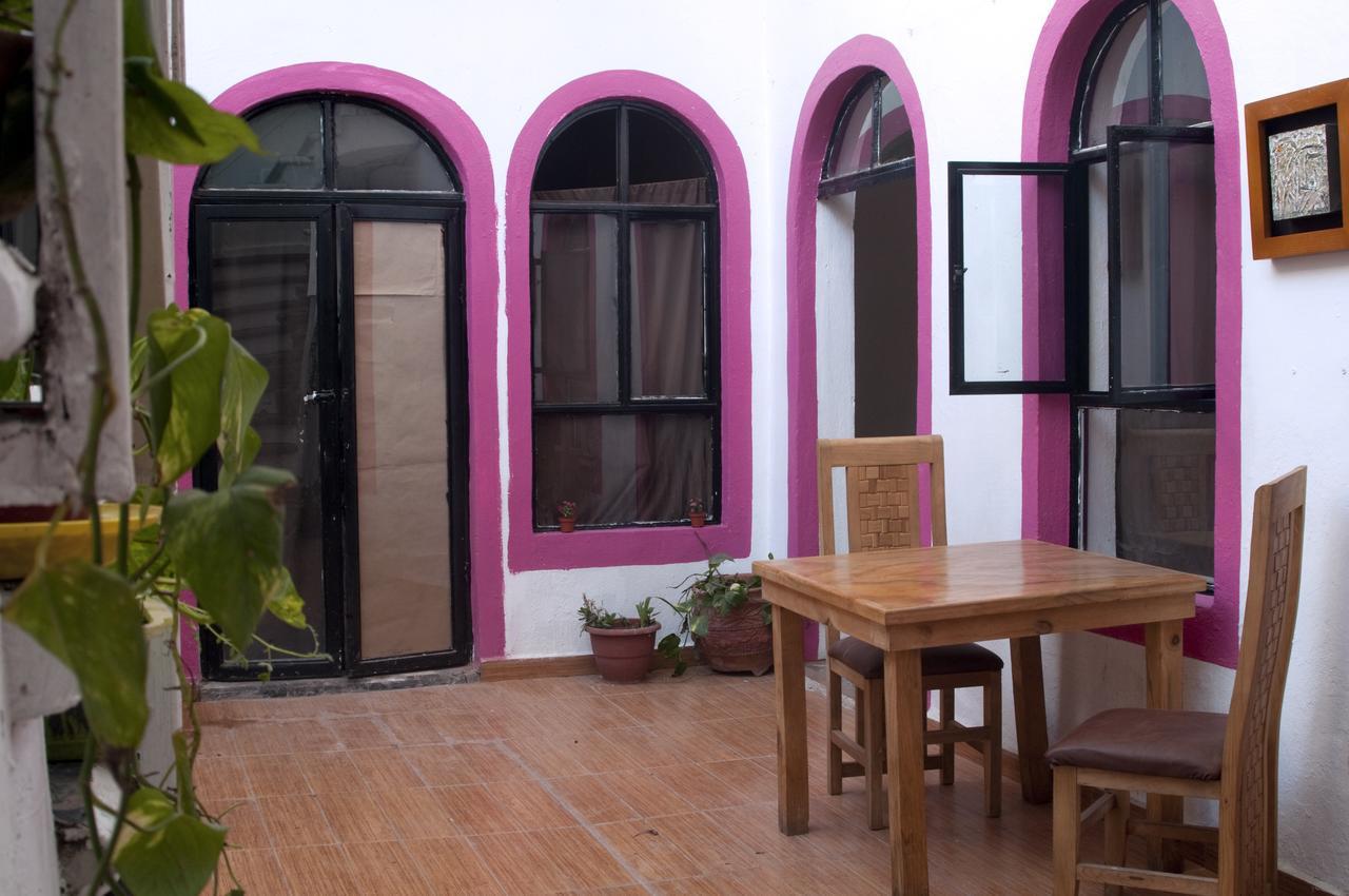 Taiyari Hostal Monterrey Buitenkant foto