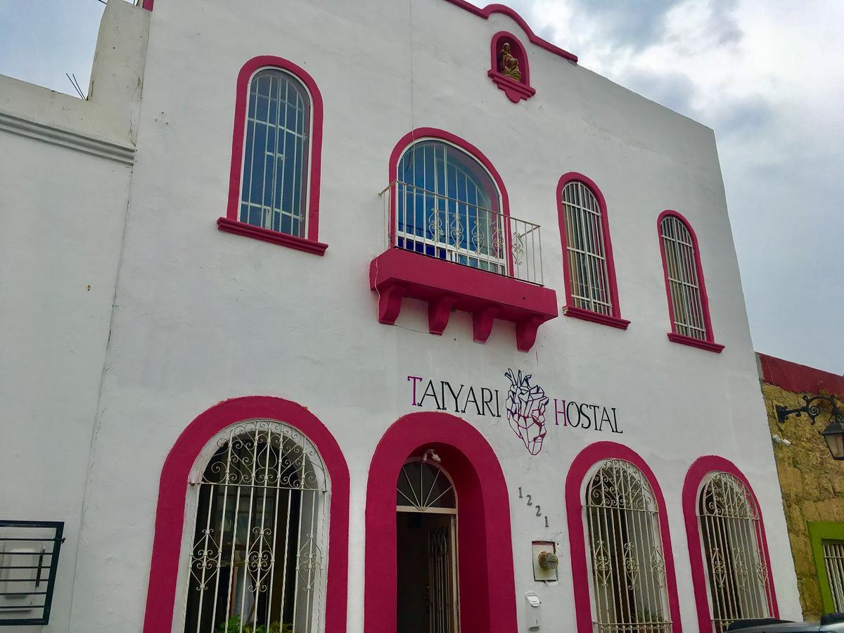 Taiyari Hostal Monterrey Buitenkant foto