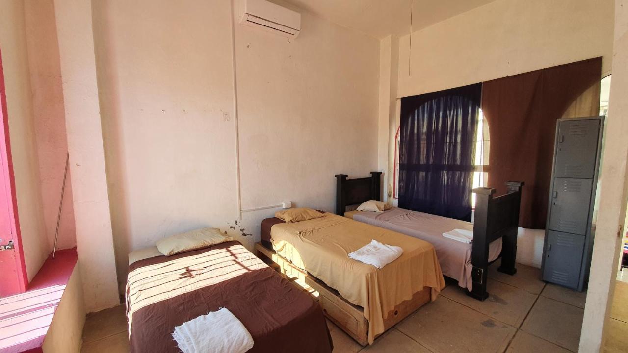 Taiyari Hostal Monterrey Buitenkant foto