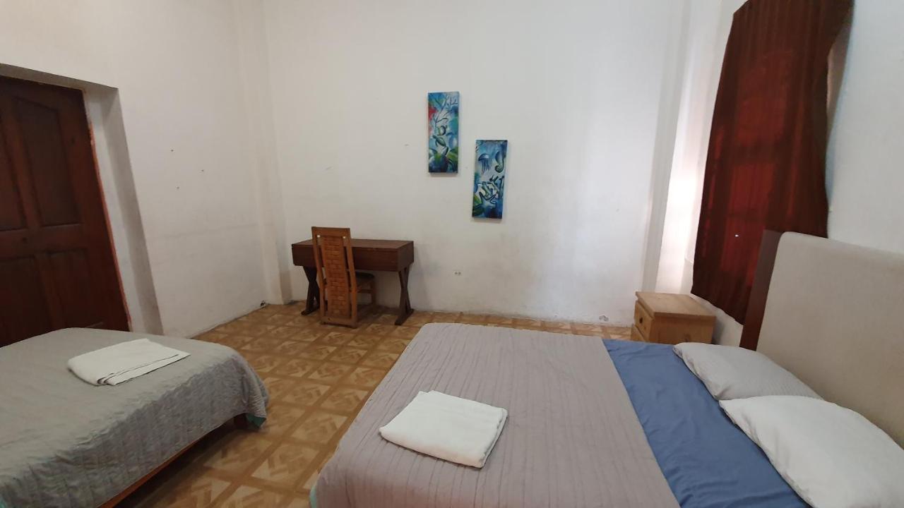 Taiyari Hostal Monterrey Buitenkant foto
